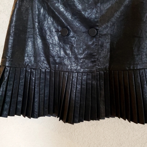 Zara Faux leather pleated skirt size Small - Picture 6 of 10